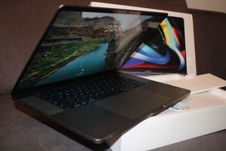 MacBook Pro 16" TouchBar/Touch ID
