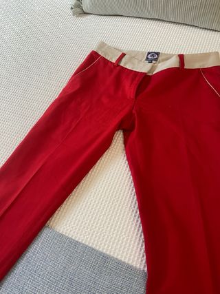 Pantalón Vilagallo rojo talla m precioso