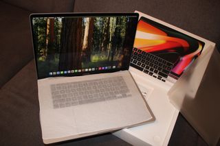 MacBook Pro 16" TouchBar/Touch ID