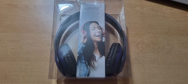 Auriculares Bluetooth Aquarius - A estreno