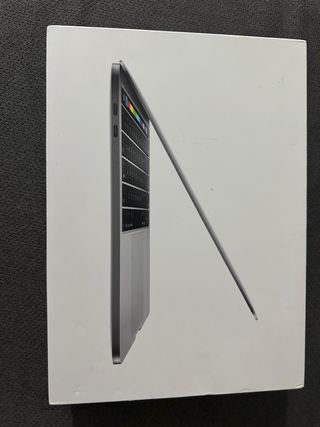 MacBook Pro 13" Touch Bar Plata