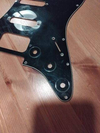 Golpeador SSH Fender Squier Stratocaster  Relic