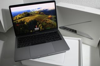 MacBook Pro 13" Gris Espacial