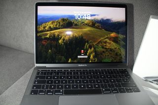 MacBook Pro 13" Gris Espacial