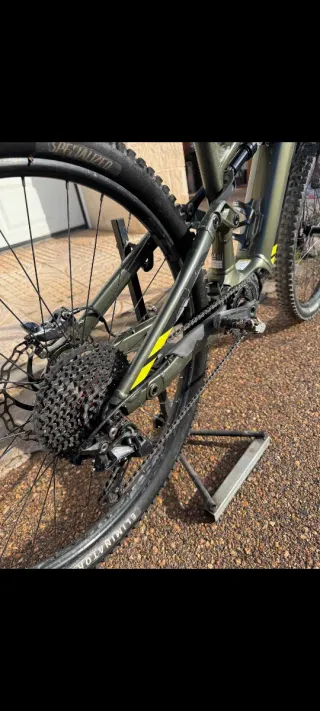 Bicicleta Cannondale moterra