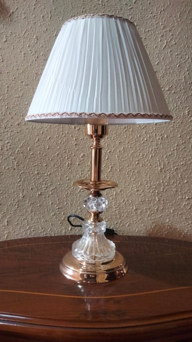 GRANDI LAMPADE DA CAMERA IN OTTONE E CRISTALLO