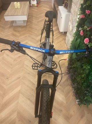 bicicleta  montaña Specialized Rockhopper Expert 