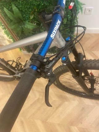 bicicleta  montaña Specialized Rockhopper Expert 