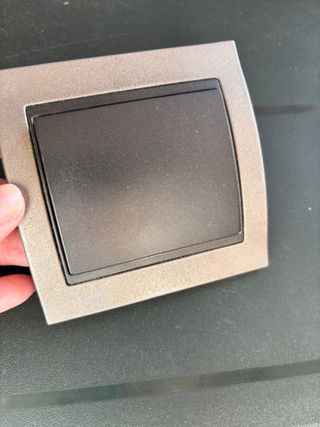 Interruptores y enchufe Siemens Gris/ocre