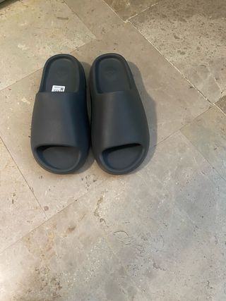 Adidas Slides negras