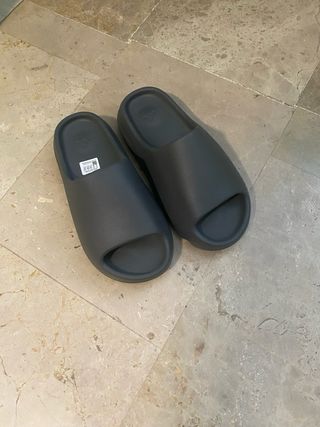 Adidas Slides negras