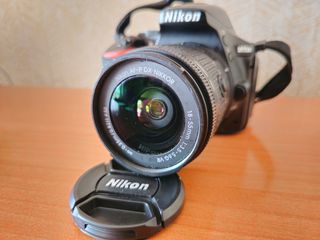 Nikon D5500 + objetivo 18-55mm