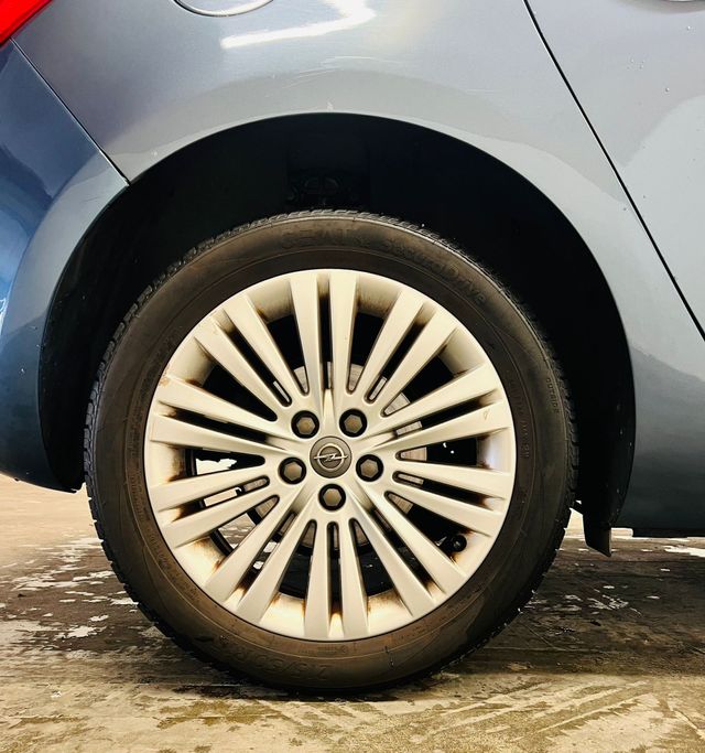 Opel Astra 2014