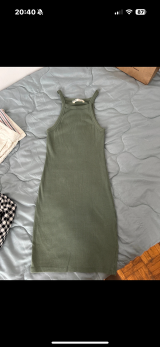 Vestido Pull&Bear verde XS