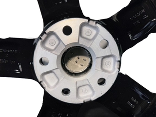 NUEVA, LLANTA AUDI Q2 17" Negra 5x112. 81A071497A