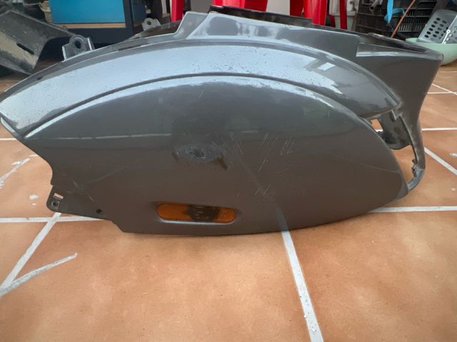 Plastico Piaggio Zip trasero gris