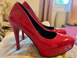 Zapatos rojos tacón alto plataforma