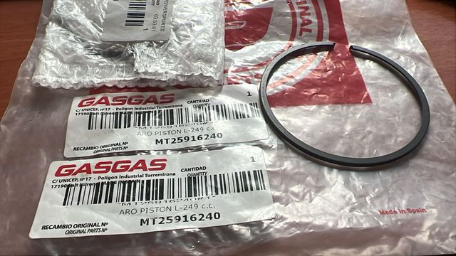 GasGas ARO PISTÓN L-249 (MT25916240)