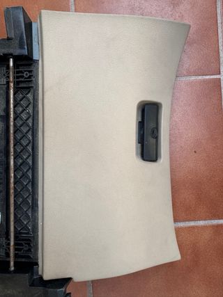Guantera Beige BMW E46