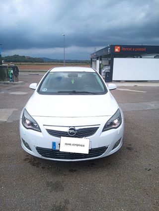 Opel Astra  astra 2012
