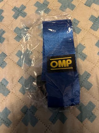 Cinta OMP azul para remolcar. adorno