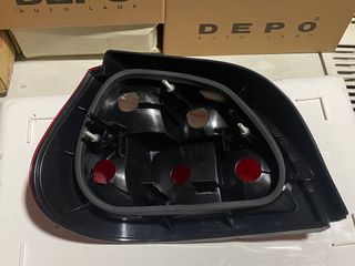 Piloto Trasero derecho Renault Megane (99-02)
