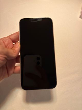 iPhone 13 Rosa - Como Nuevo