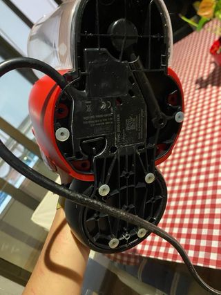 Cafetera Dolce Gusto roja