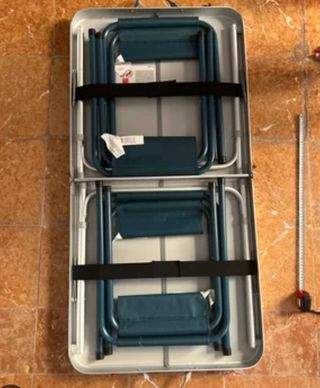Mesa plegable DECATHLON + 4 sillas