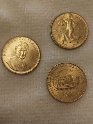 14 Monete 200 Lire Italia