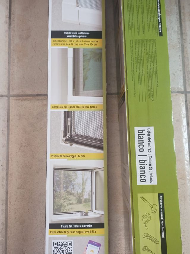 Mosquitera extensible de aluminio para ventana