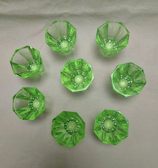 8 Vasos vodka de cristal de uranio