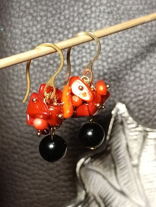Orecchini corallo rosso & agata nera