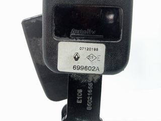 ENGANCHE CINTURON TRASERO CENTRAL RENAULT MEGANE II BERLINA 