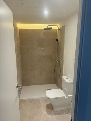 Plato ducha acrílico blanco reformamos tú hogar 