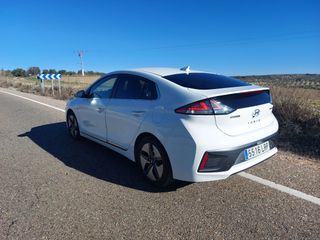Hyundai IONIQ 2021