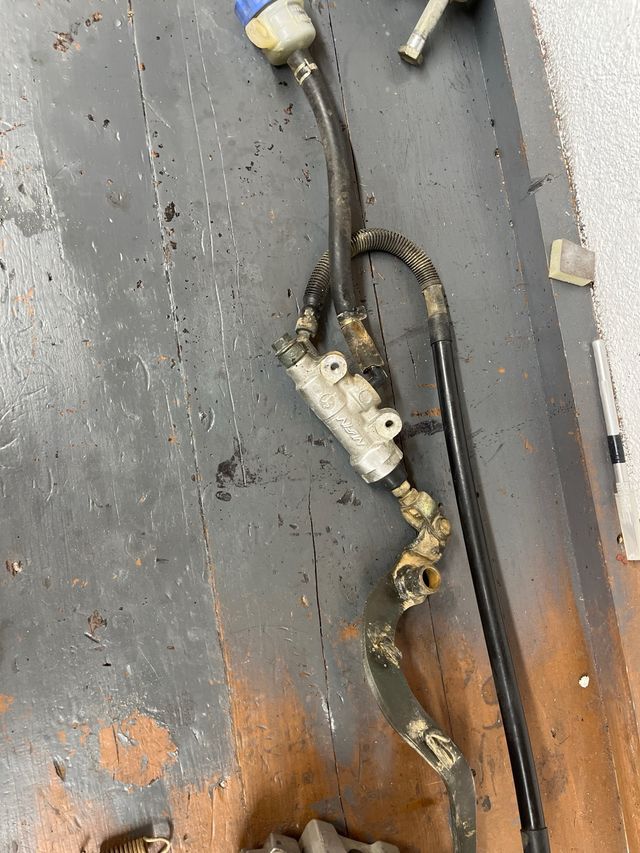 Freno Trasero COMPLETO DT125R