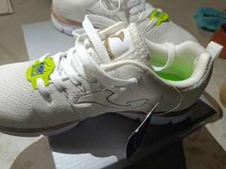 Zapatillas Joma blancas