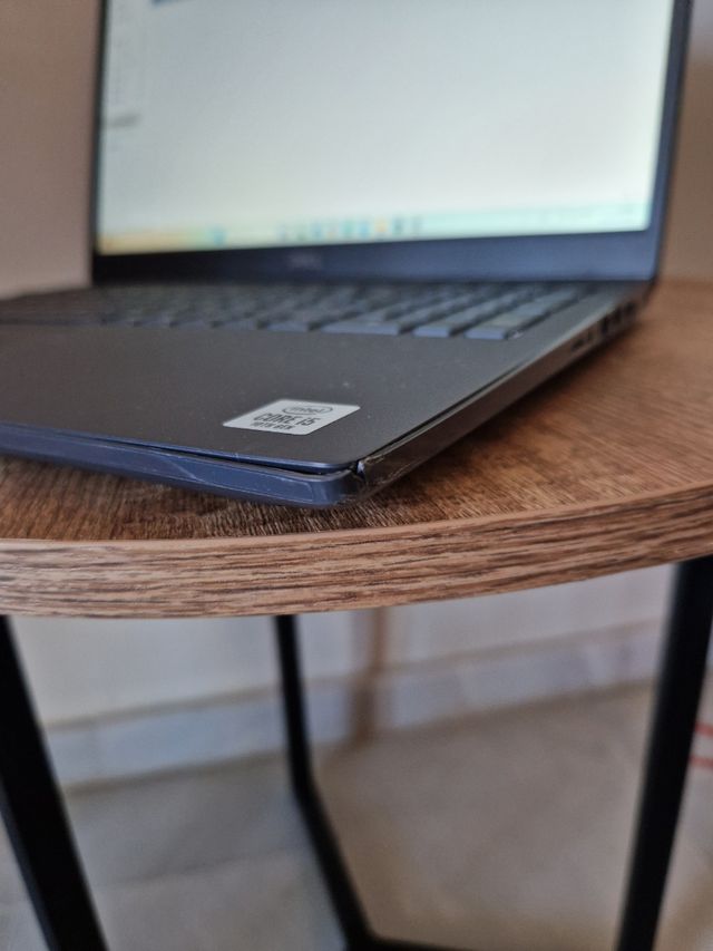 Dell Latitude 3520