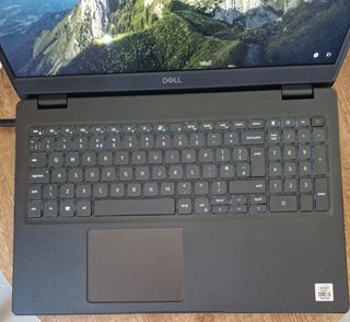 Dell Latitude 3520 