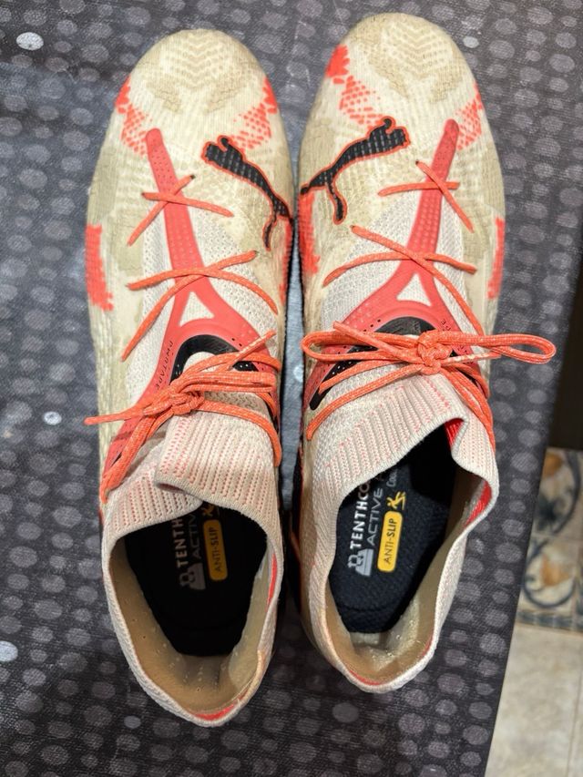 Botas Puma - Fútbol - Rosa y Blanco