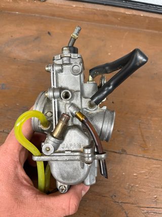 Carburador Mikuni 28mm DT125
