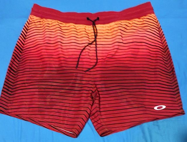 Bañador Oakley rojo-naranja