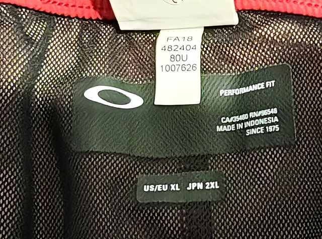 Bañador Oakley rojo-naranja