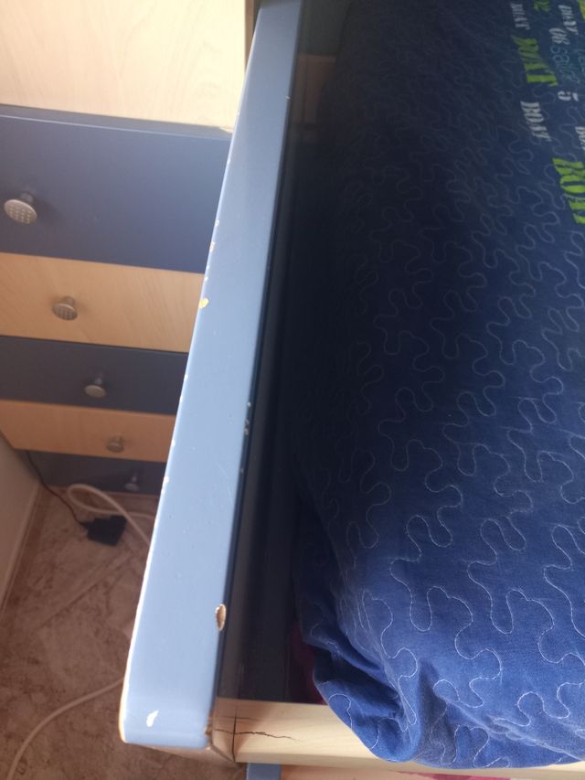 Cama nido infantil - beige y azul