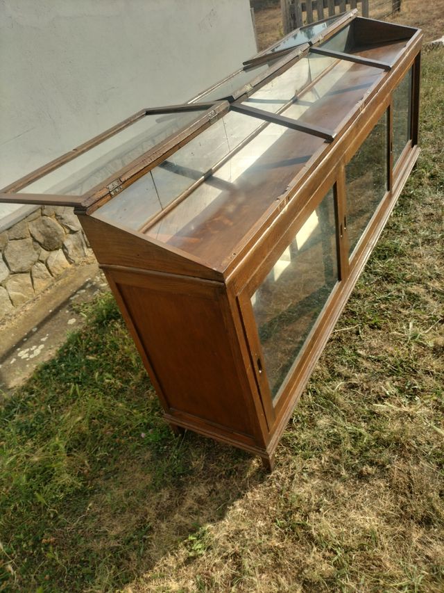 Vitrina antigua madera años 60
