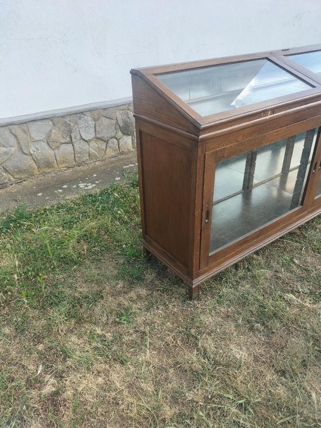 Vitrina antigua madera años 60