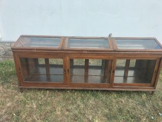 Vitrina antigua madera años 60