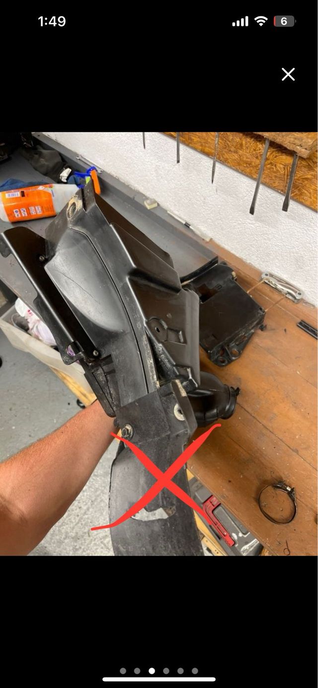 Caja filtro aire DT125 + soporte bateria