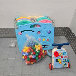 Parque infantil Yoleo: 10 paneles